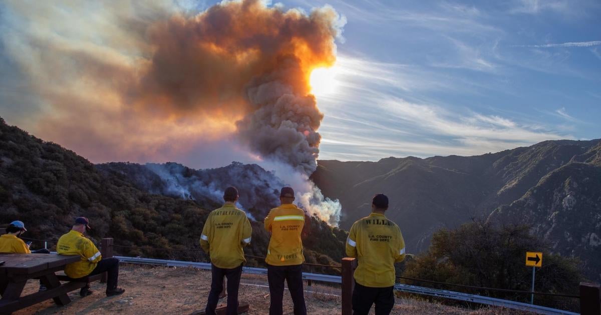 Firefighters in Malibu make progress on containing Franklin Fire