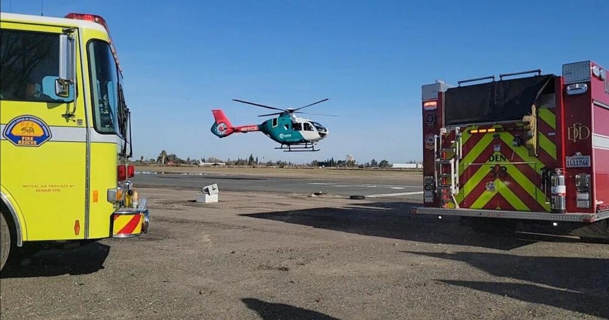 Two-car crash in Turlock leaves teens and three adults dead; 2 others seriously injured