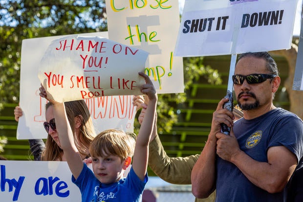 Chiquita Canyon Landfill protest 