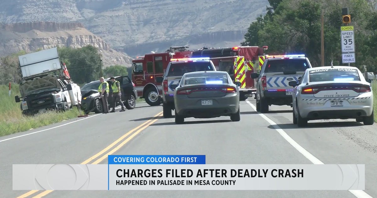 Suspect arrested after triple fatal crash in Colorado - CBS Colorado