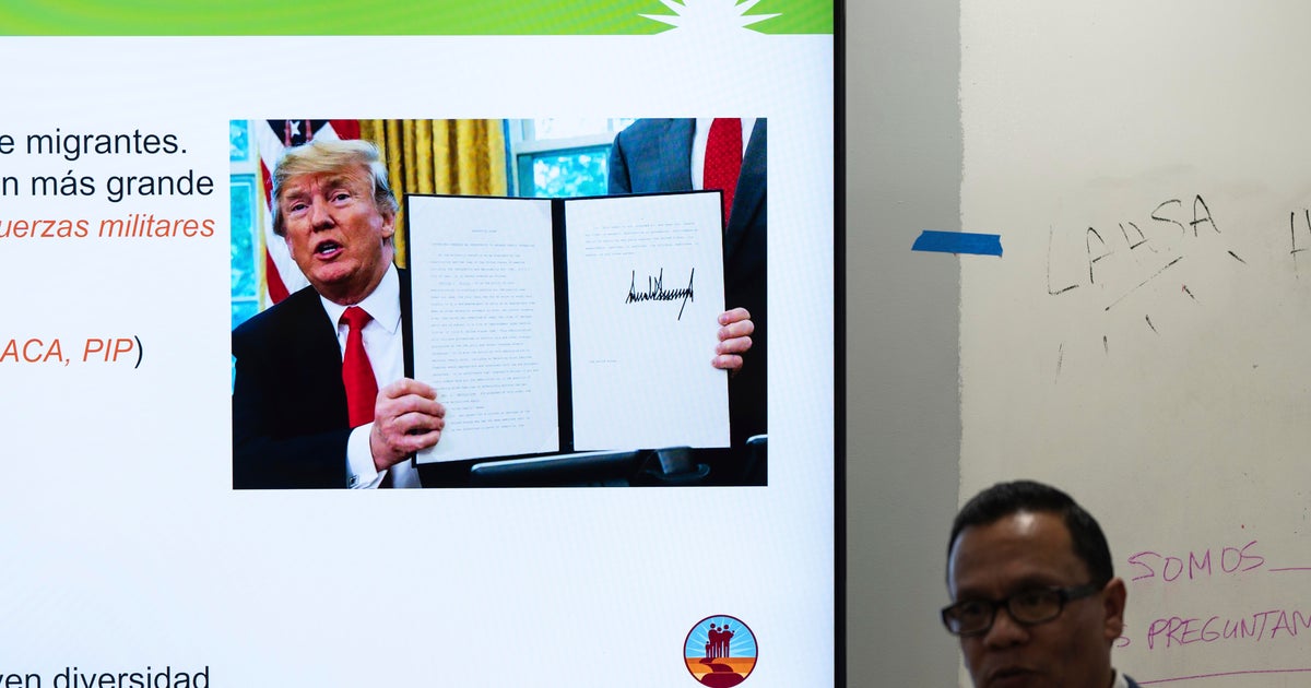 Advocates train immigrants in the U.S. on how to protect themselves under Trump Advocates train immigrants in the U.S. on how to protect themselves under Trump