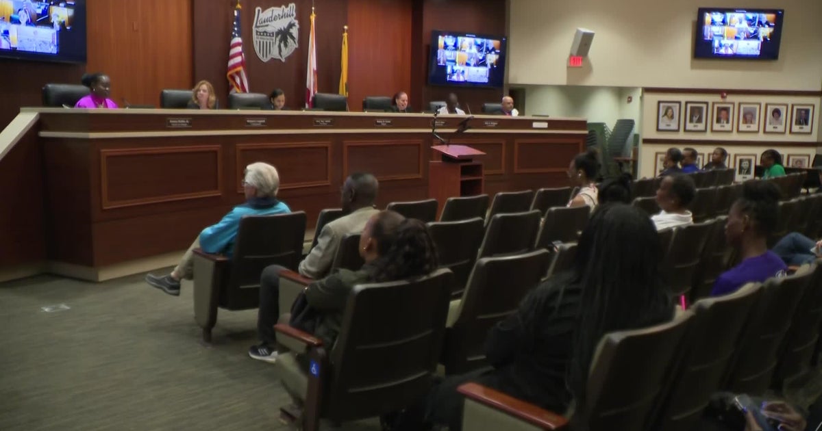 Domestic violence survivors, advocates rally for awareness at Lauderhill symposium Domestic violence survivors, advocates rally for awareness at Lauderhill symposium