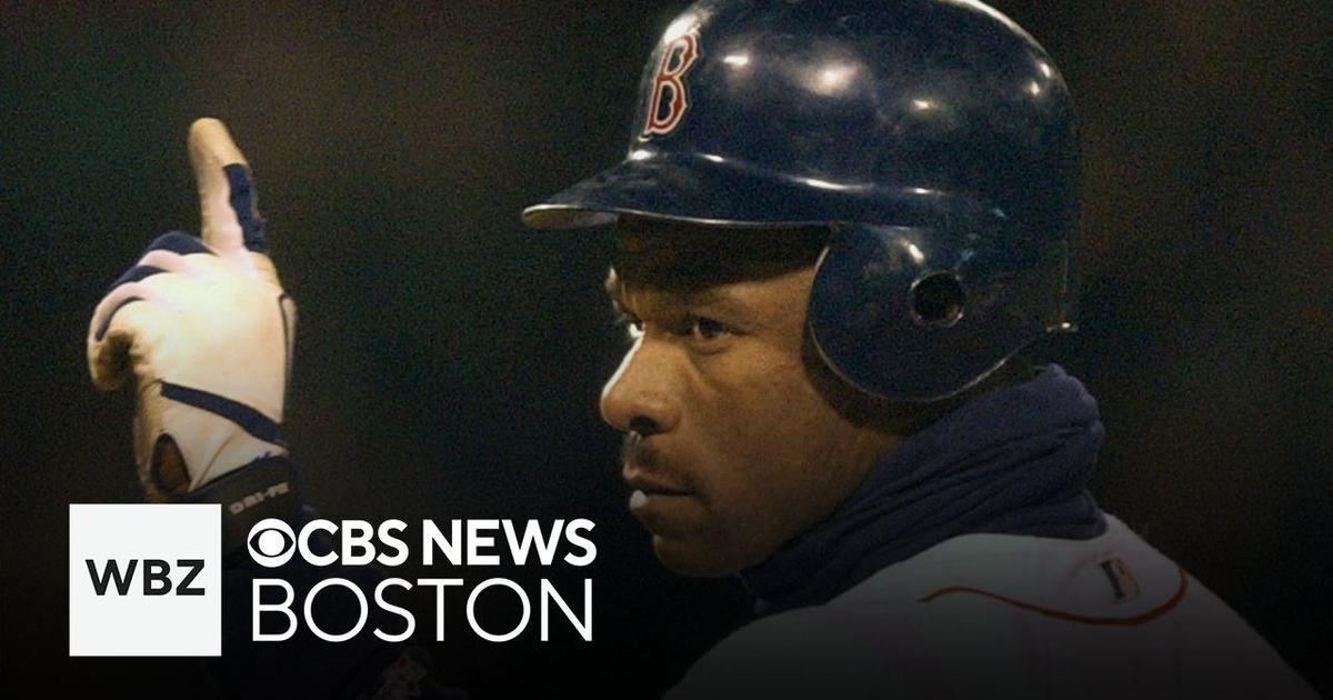 Boston remembers Hall of Famer Rickey Henderson who played for the Red Sox in 2002