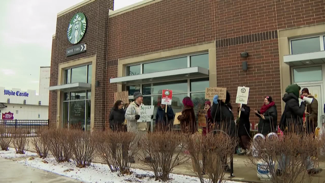 edgewater-starbucks-strike.png 