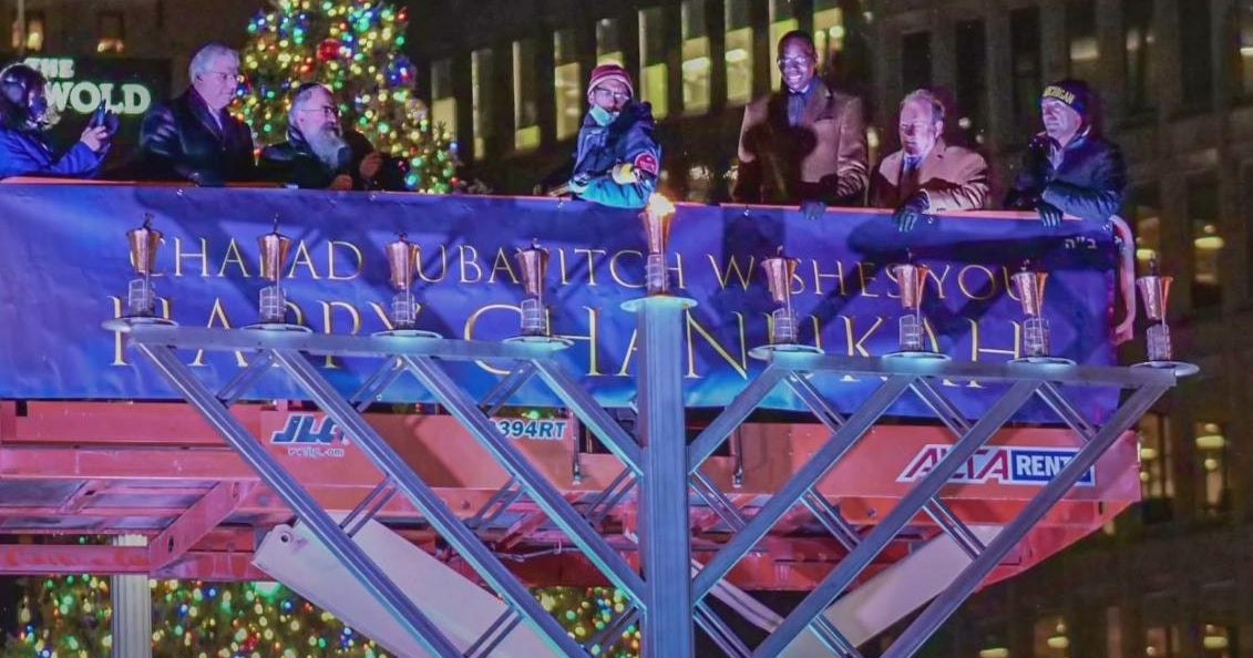 Menorah in the D returns to downtown Detroit - CBS Detroit