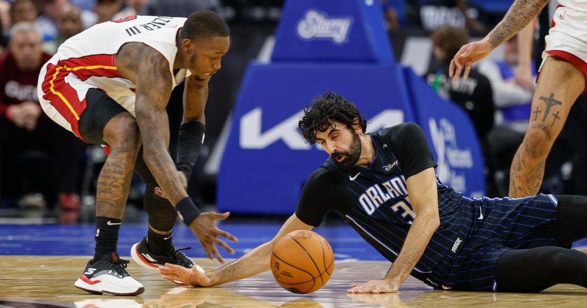 Herro heroics help Heat beat Magic 89-88 Herro heroics help Heat beat Magic 89-88