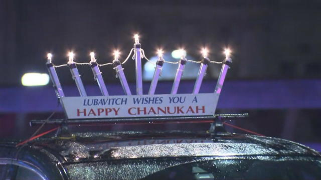 23vo-philly-chanukah-parade-transfer-frame-0.jpg 