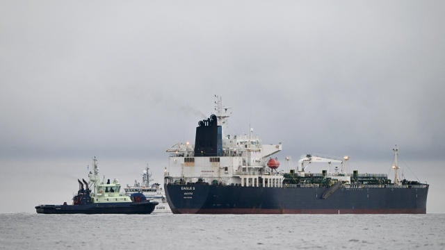 Oil tanker Eagle S suspected of the disruption of the Finland-Estonia electrical link Estlink 2 