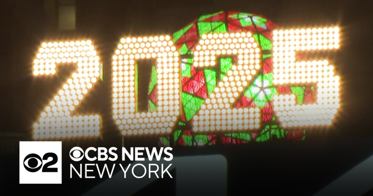 NYC counting down to NYE 2025 in Times Square CBS New York