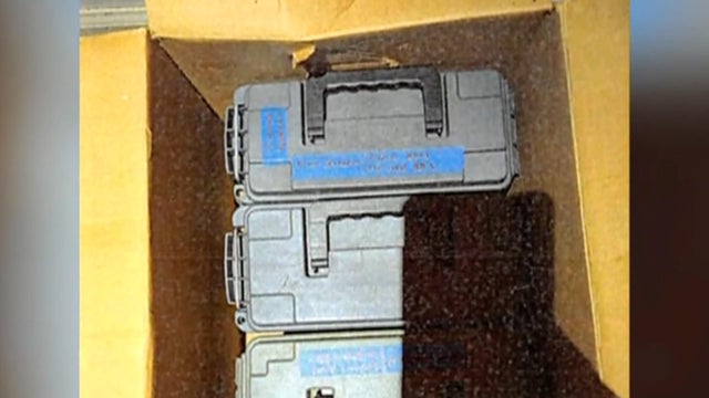 1231-en-pipebombs.jpg 