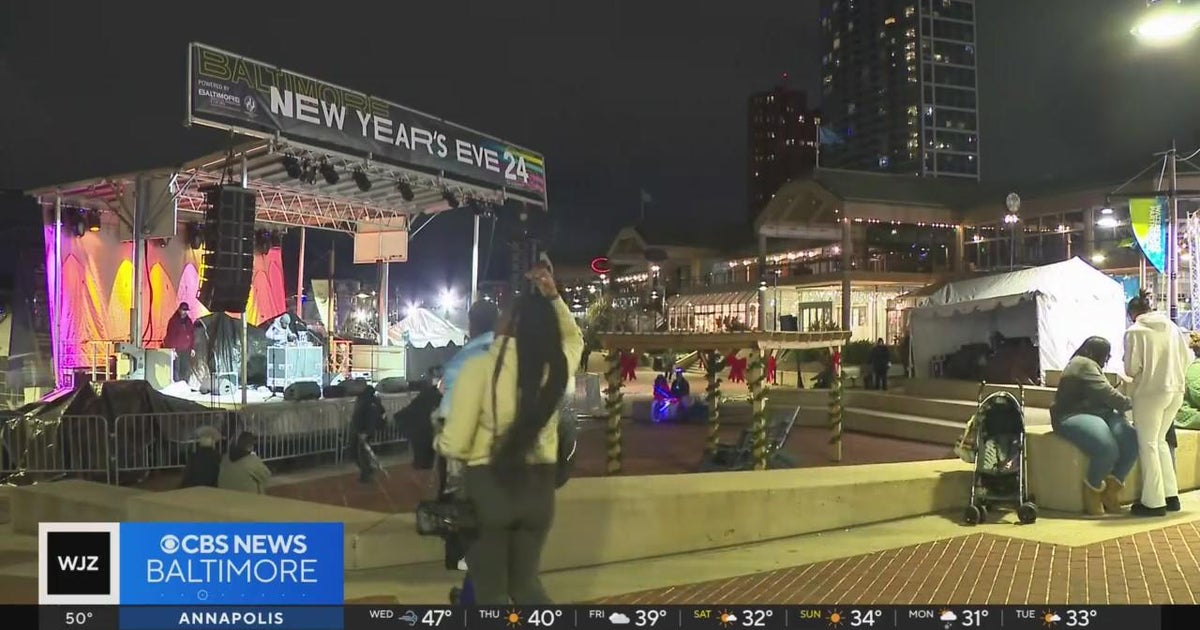 Baltimore City rings in the New Year at the Inner Harbor - CBS Baltimore