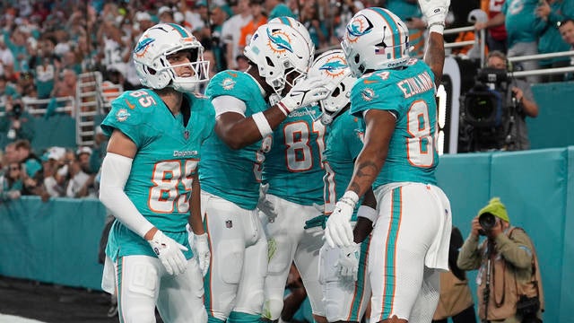 49ers Dolphins Football 