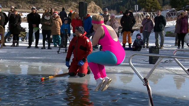 Colorado's Evergreen Lake Plunge draws hundreds to start the New