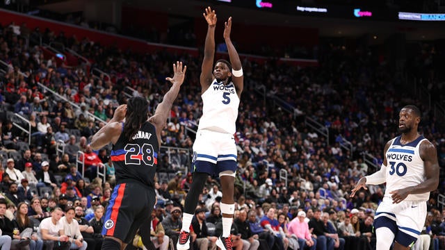 Minnesota Timberwolves v Detroit Pistons 