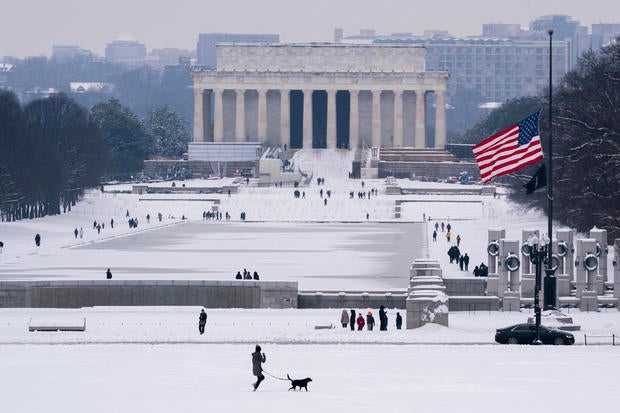 Winter Storm Brings Snow From Midwest To East Coast 