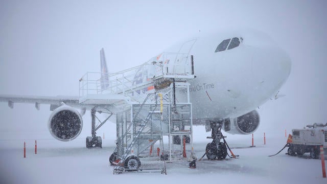 Winter Storm Brings Snow From Midwest To East Coast 