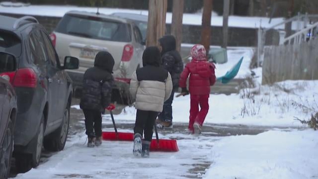 kdka new kensington snow shoveler 