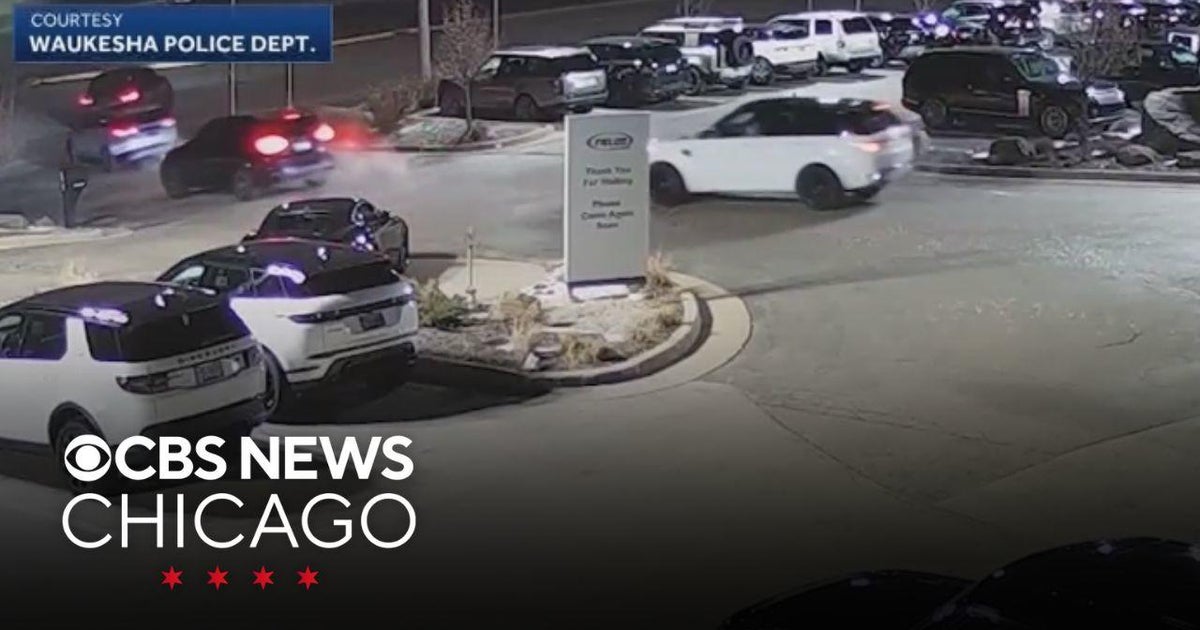 Suspects from Chicago captured in Milwaukee area luxury car heist - CBS ...