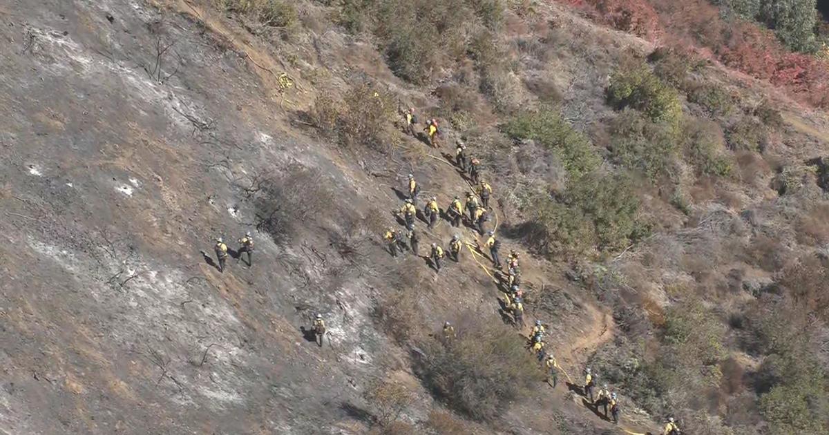 How firefighters from throughout the nation are serving to struggle the L.A. space wildfires