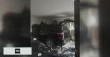 Van crashes in Sacramento County apartment complex