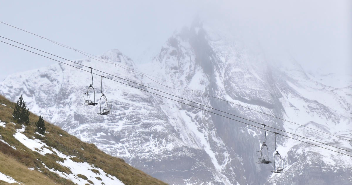 Dozens injured in chairlift accident at Spanish ski resort