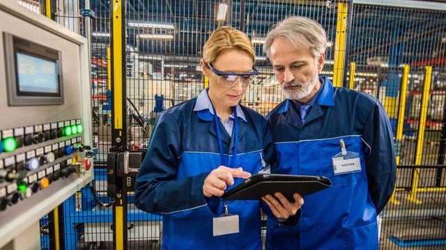 Future of Manufacturing Work: How Dozuki is Leading the Connected Worker Revolution