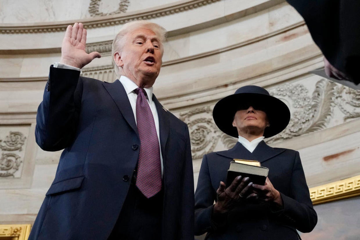 Did Trump put his hand on the Bible at his inauguration? Here's what ...