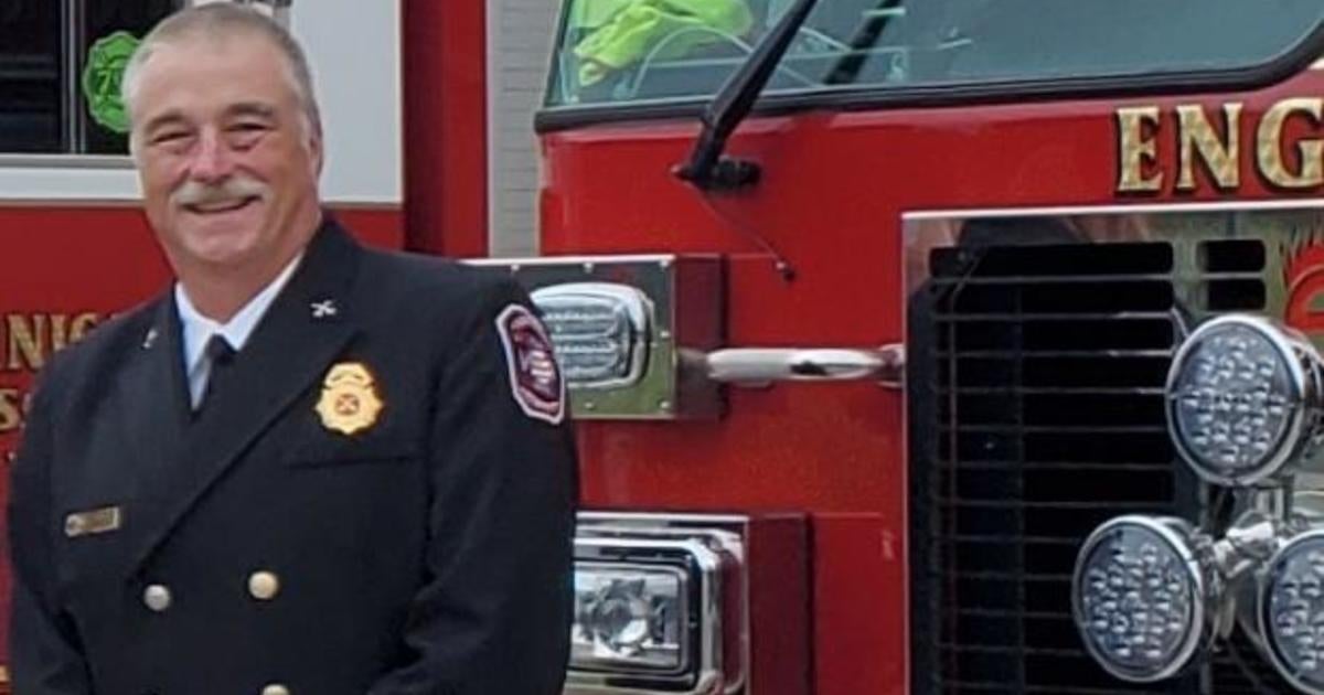 Georgia fire chief shot dead while helping driver who hit deer in Alabama