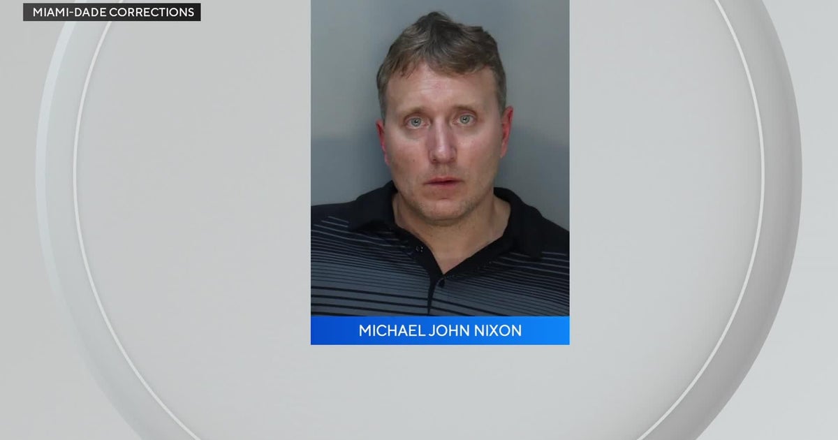 Man tells Miami Beach bar employee: Man tells Miami Beach bar employee: