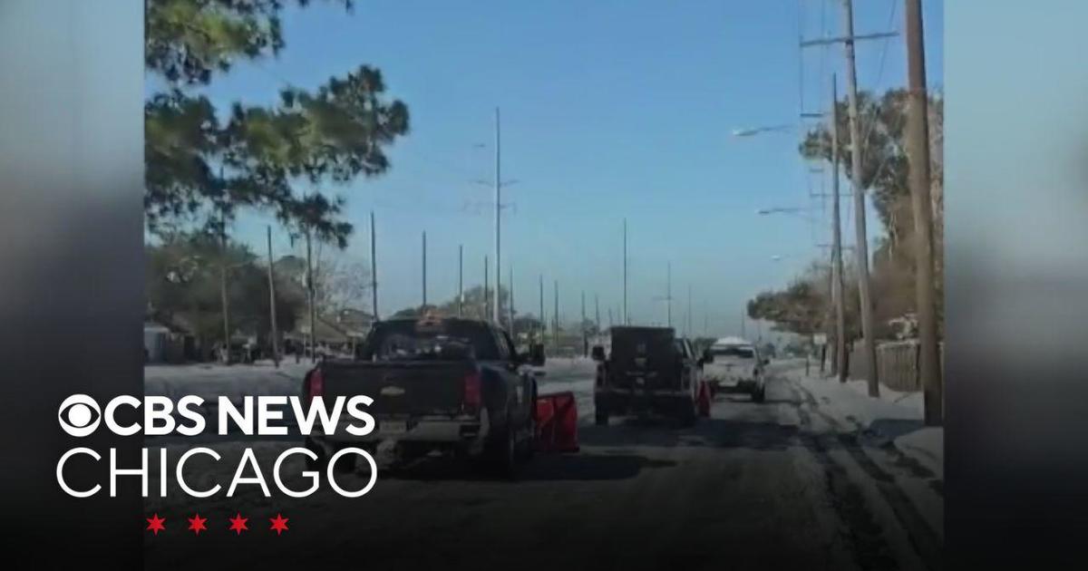 Indiana snowplow company steps up to help in New Orleans - CBS Chicago