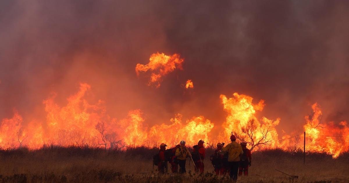 New wildfire in Southern California forces tens of thousands to evacuate