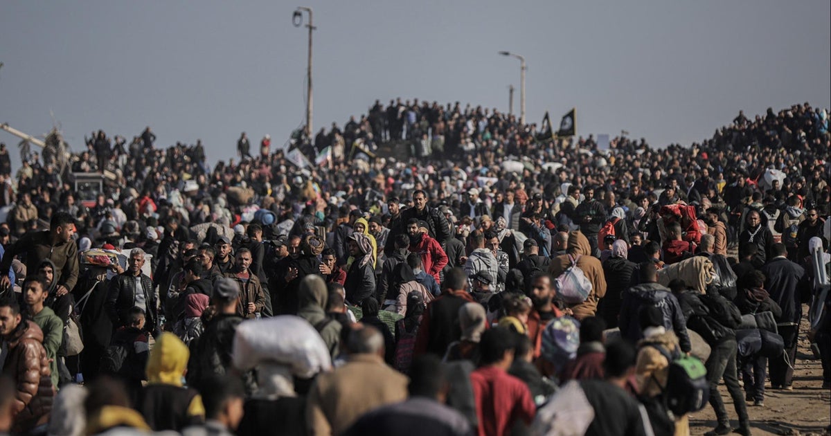 Details on continued hold of Israel-Hamas ceasefire as thousands return to northern Gaza