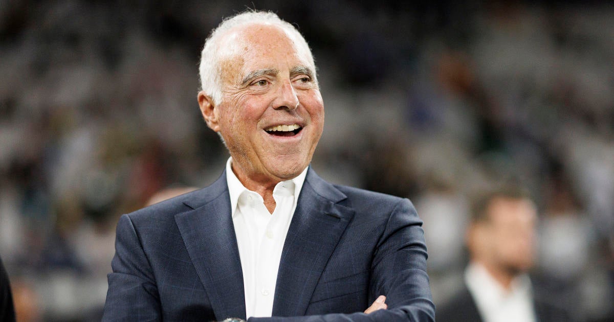 Jeffrey Lurie Frontrunner to Buy Boston Celtics