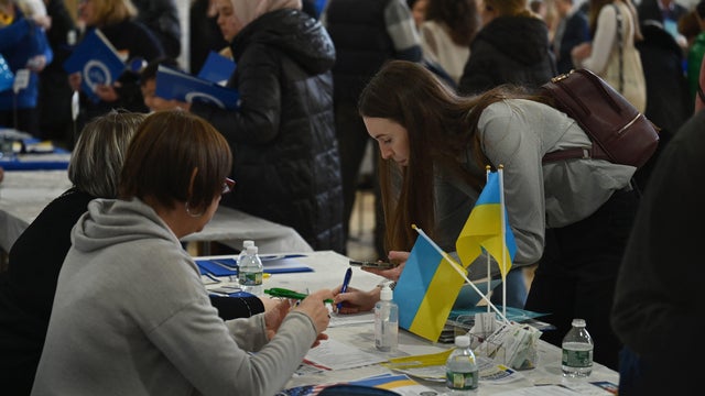 US-UKRAINE-REFUGEES-JOBS