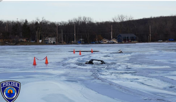 cedar-lake-utv-in-ice.png 