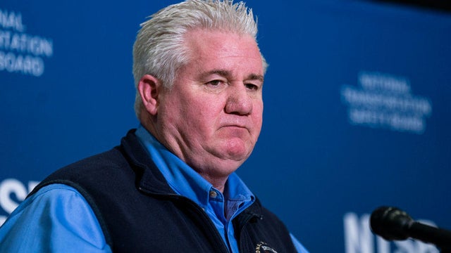 American Airlines Plane And Black Hawk Helicopter Crash Near Reagan National Airport 