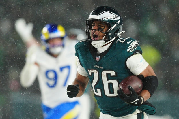 Rams Eagles Football 