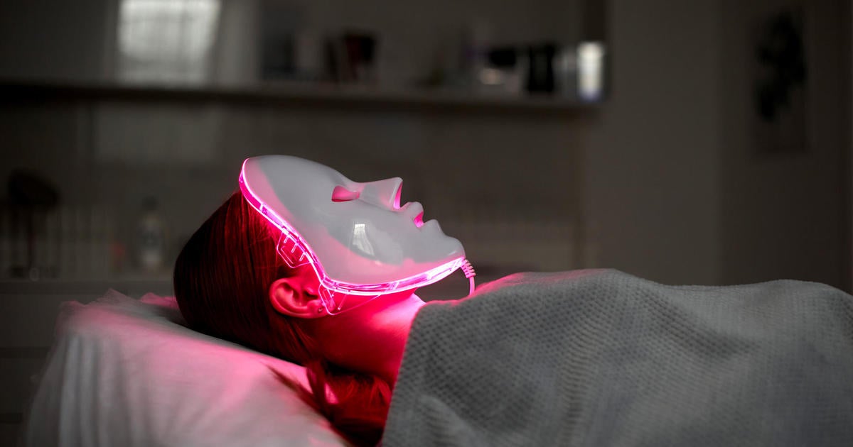 What is red light therapy? Dermatologist explains the skin care trend