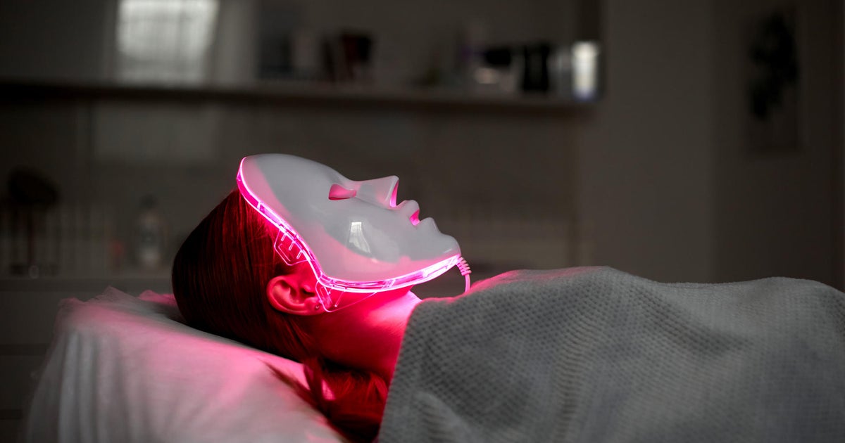 What is red light therapy? A dermatologist explains the skin care trend and its benefits. What is red light therapy? A dermatologist explains the skin care trend and its benefits.