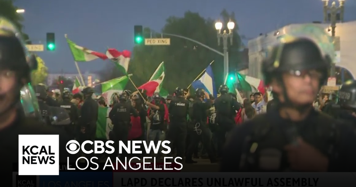 LAPD declares unlawful assembly as anti-ICE protests continue in ...