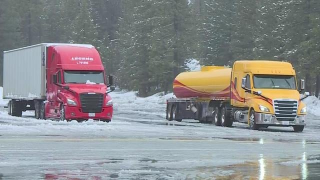 big-rigs-sierra-snow.jpg 