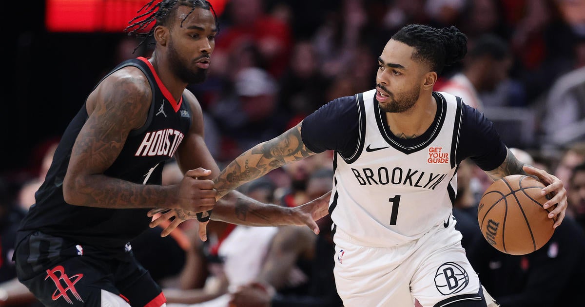 D’Angelo Russell lifts Nets past Rockets 99-97