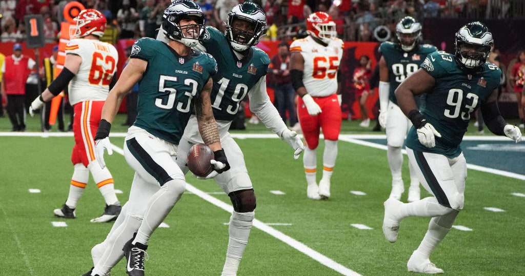 Super Bowl 2025 live updates on Chiefs vs. Eagles showdown