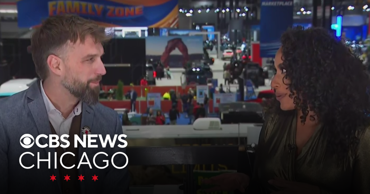 A live visit to the 2025 Chicago Auto Show at McCormick Place - CBS Chicago