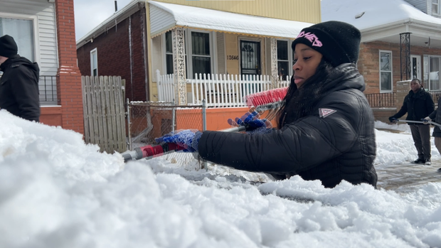shoveling-2.png 