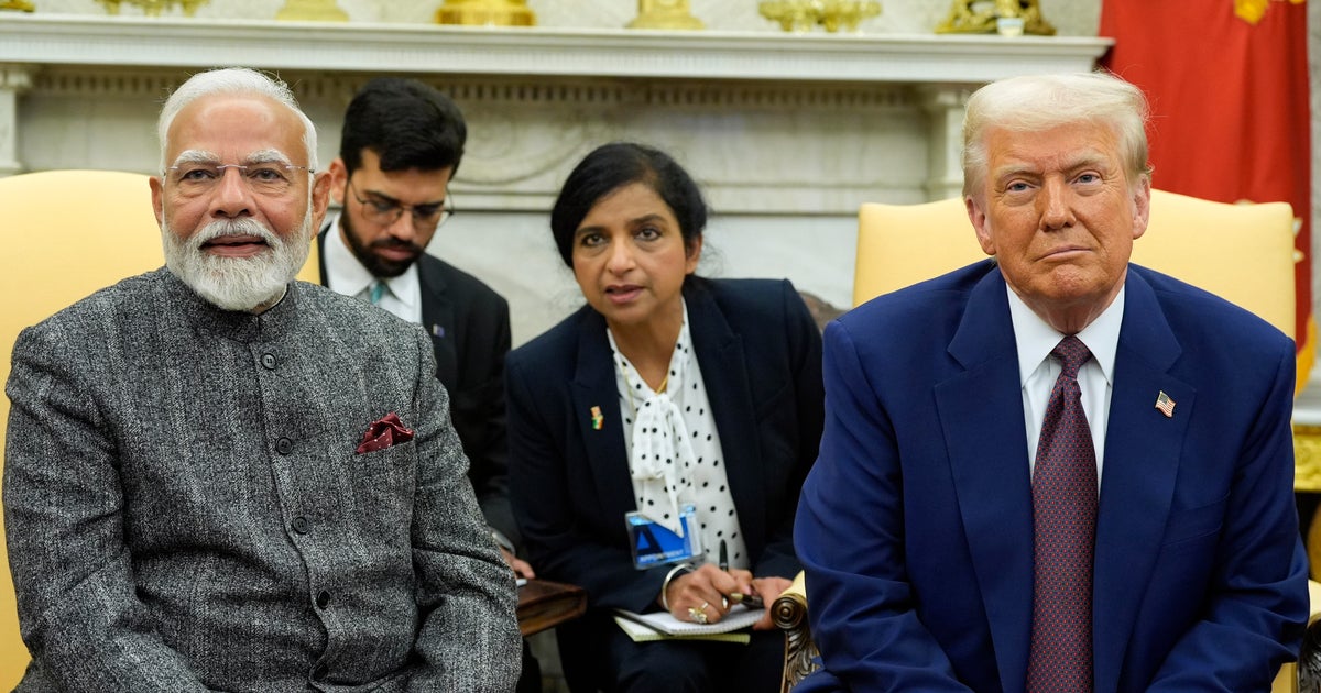 Тръмп сключва сделка за понижаване на тарифите за Индия, заявявайки, че Моди се е съгласил да спре да купува руски петрол