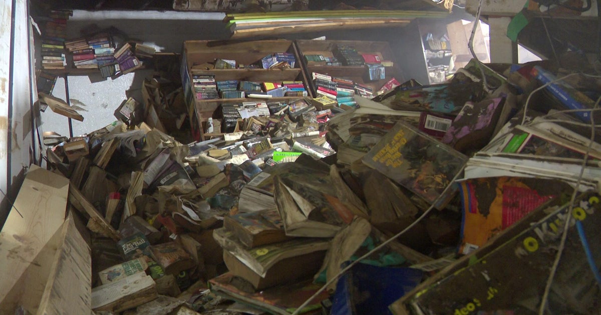 Minneapolis bookstore devastated by water main break Minneapolis bookstore devastated by water main break