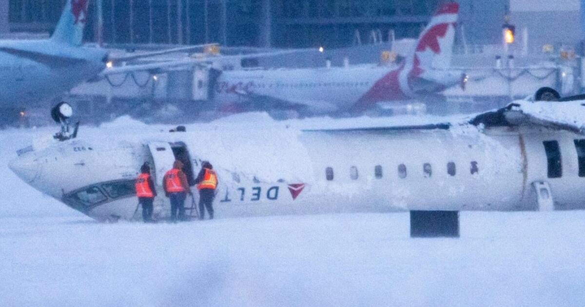 Black boxes recovered from Delta plane that crashed in Toronto