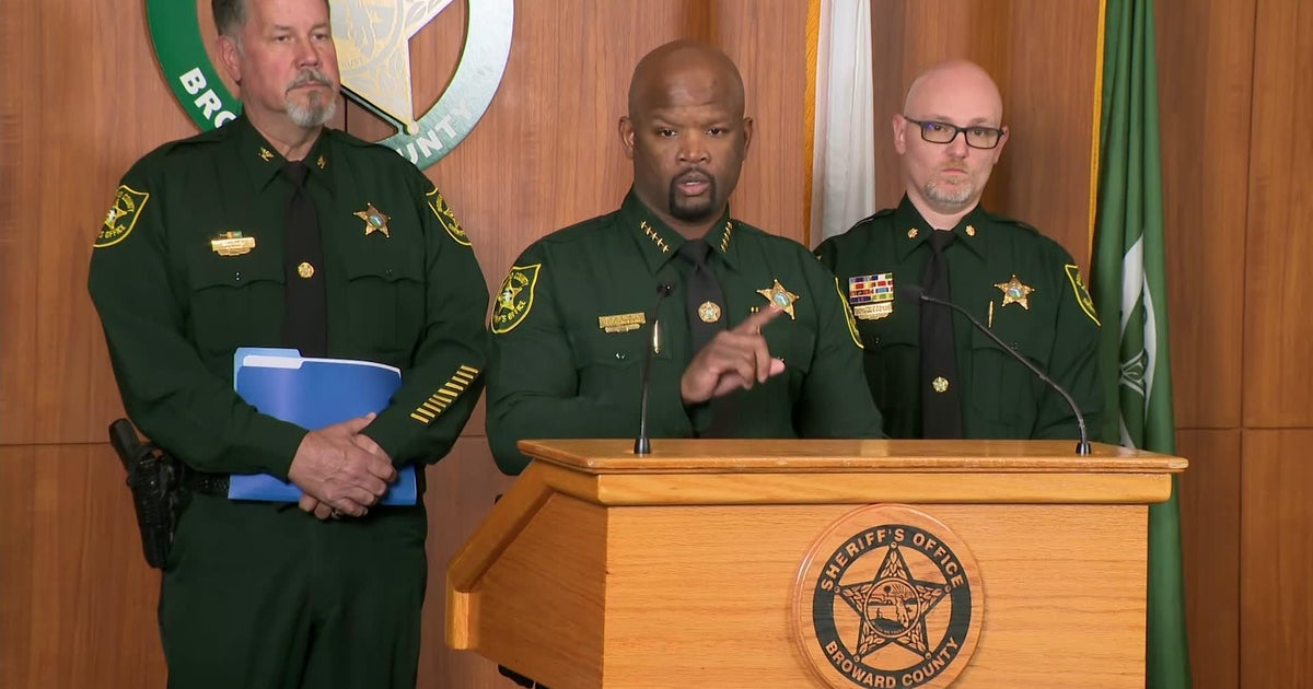 Broward sheriff suspends 7 deputies over Broward sheriff suspends 7 deputies over