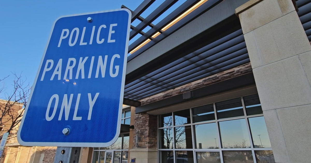 Aurora police now has a permanent presence at shopping center hit by crime